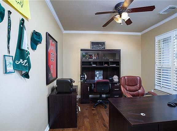 4th image of 2503 Terlingua Dr