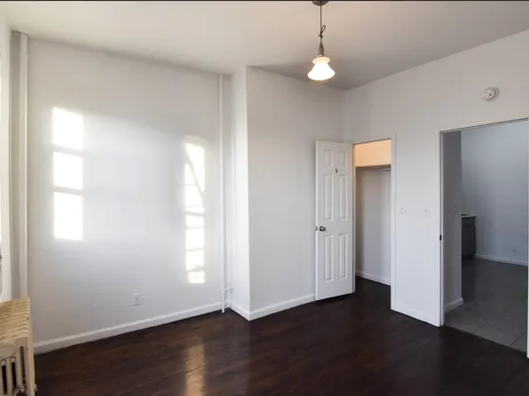 955 Grand Street image 1 of 12