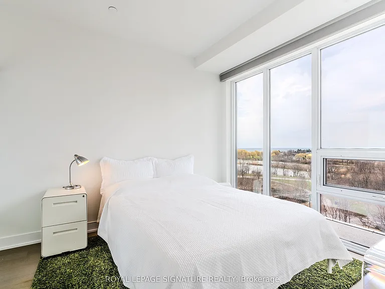 20 Shore Breeze Dr #515 — Photo 14