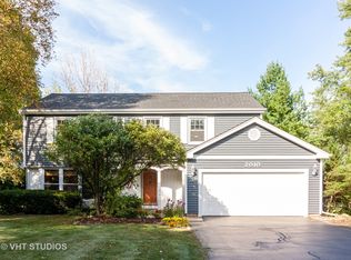 2010 Walton Ct, Naperville, IL 60565