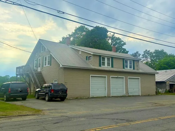 133 Croswell Road, Farmington, ME 04938