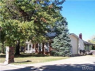 2nd image of 3827 Summer Forest Dr