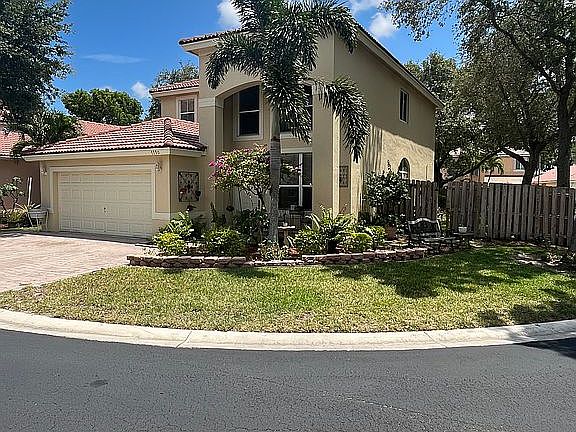5th image of 7790 NW 17th Ct