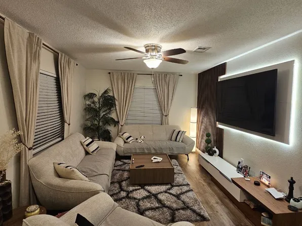 2067 San Marino Way N, Clearwater, FL 33763