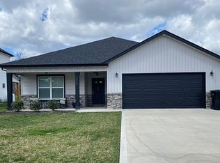 278 Crusaw Dr, Clarksville, TN 37043