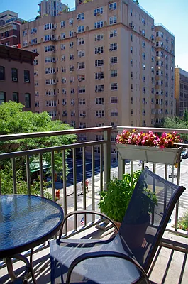 Sold by Owner | media 22