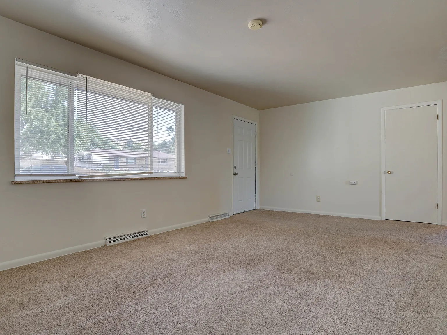 16270 West 14th Avenue - 1 — Photo 4