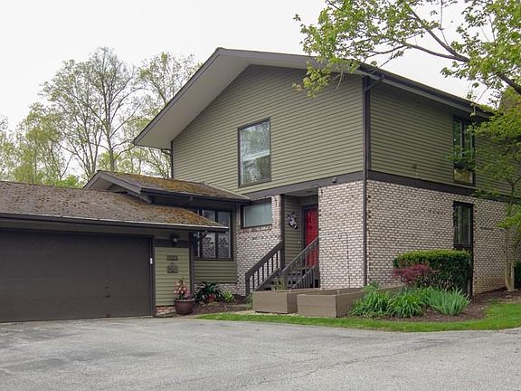 2nd image of 6930 Woodwalk Dr