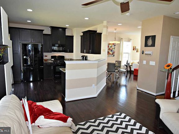 3rd image of 228 Centennial Dr