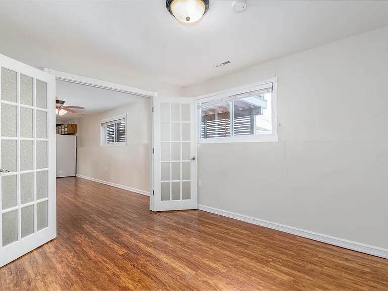 434 19th St NE — Photo 12