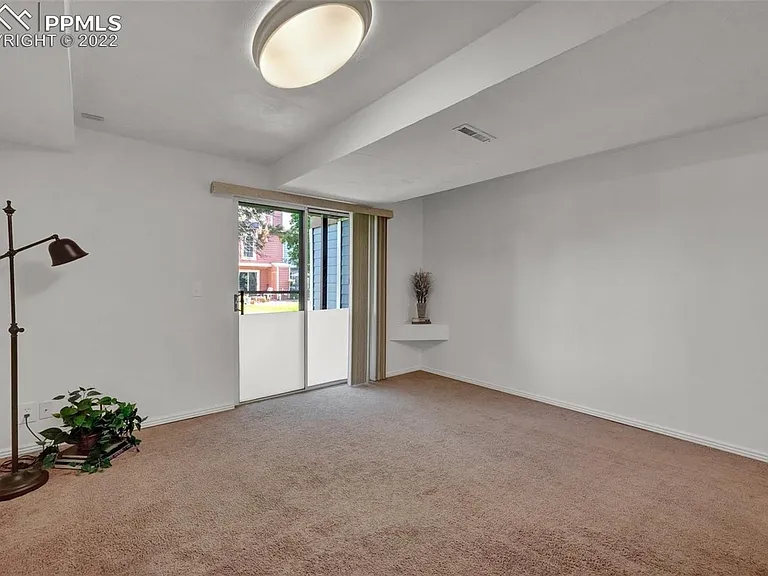 3467 Queen Anne Way — Photo 12