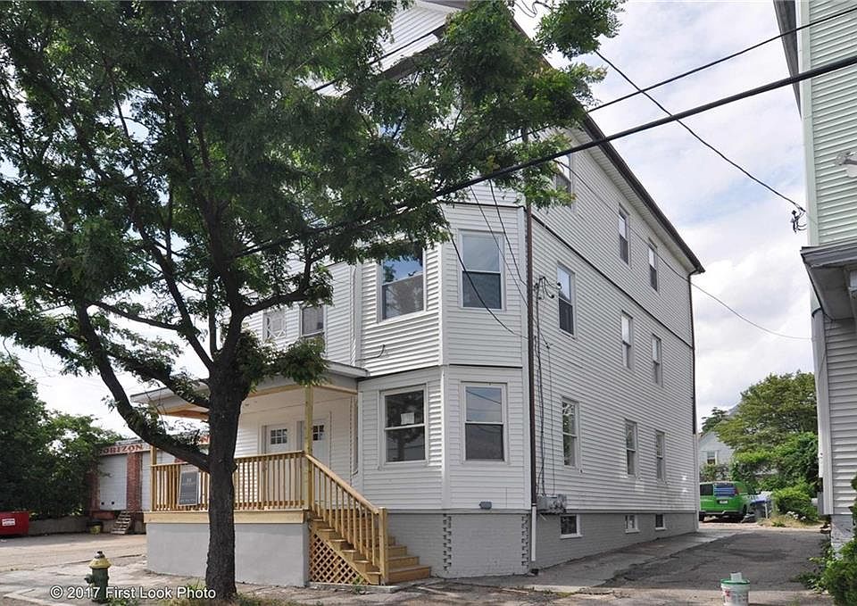 253 Jewett St Providence RI Zillow