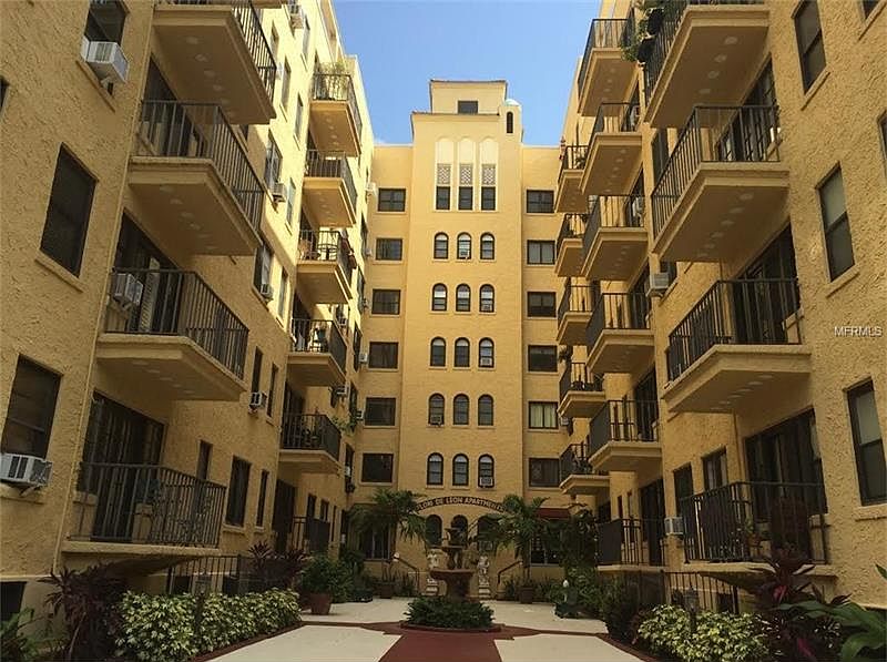 1st image of 130 4th Ave N APT 105