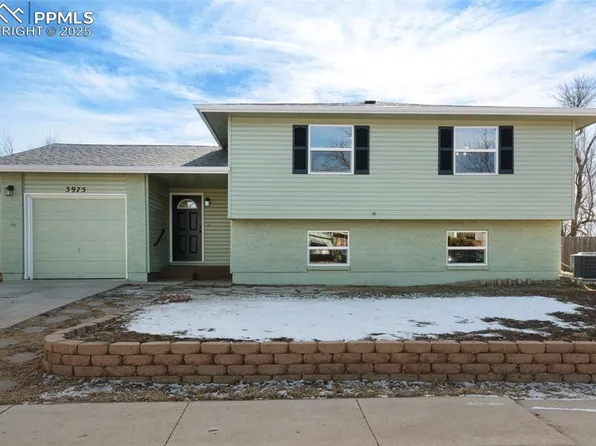 3975 Wylie Ln, Colorado Springs, CO 80916
