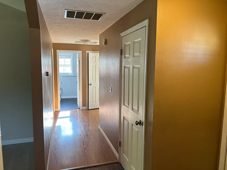 4218 NE Meadow Ln — Photo 10