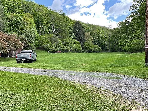 4th image of 131 Reese Hollow Rd