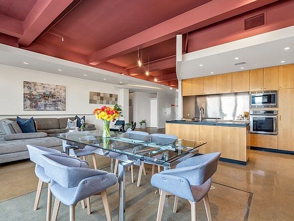 5th image of 1180 Washington St #401-403