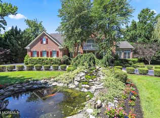 5 Bridgewater Way, Farmingdale, NJ 07727