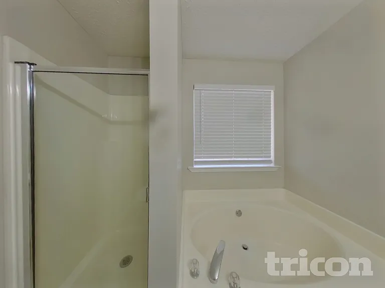 104 Kimbell Farm Dr — Photo 9