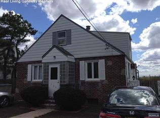 160 Jefferson St, Wood Ridge, NJ 07075