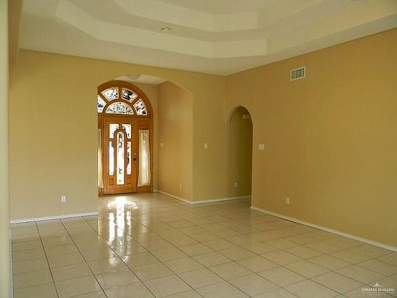 4th image of 1501 Elm Dr