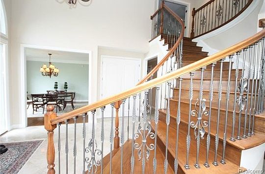 5th image of 4668 Azzo Ct