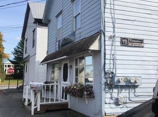 653 Oak Grove Rd, Vassalboro, ME 04989