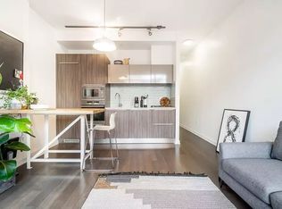123 W 1st Ave #404, Vancouver, BC V5Y0E2