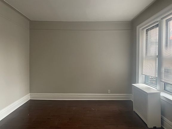 4th image of 93 Fairview Ave #C736a6a92