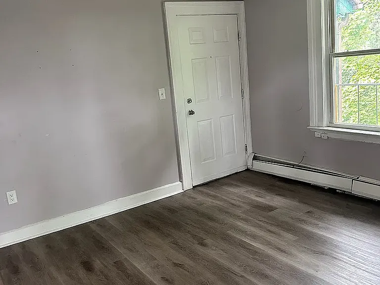 70 Sexton St #2S — Photo 1