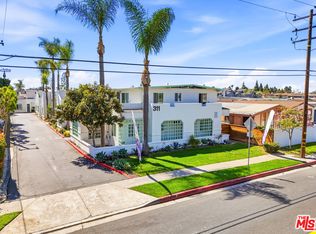 311 W Wilson St, Costa Mesa, CA 92627