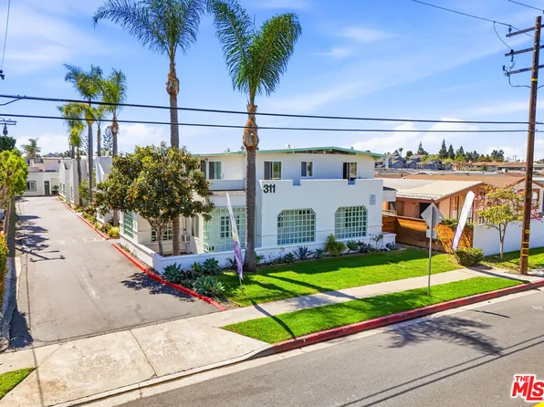 311 W Wilson St, Costa Mesa, CA 92627