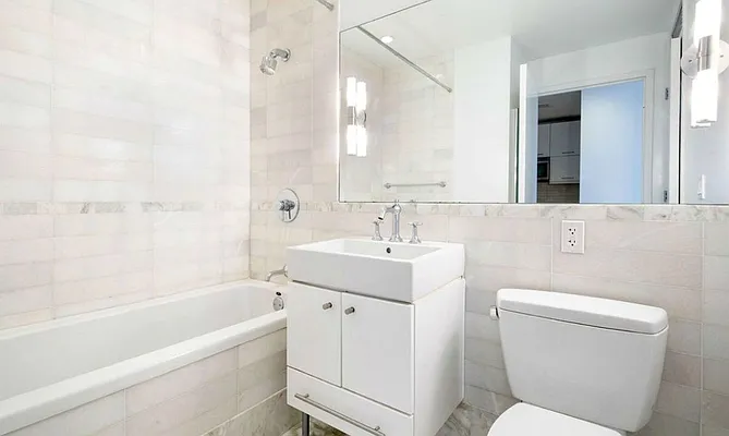 Rented by Nest Seekers International | media 33