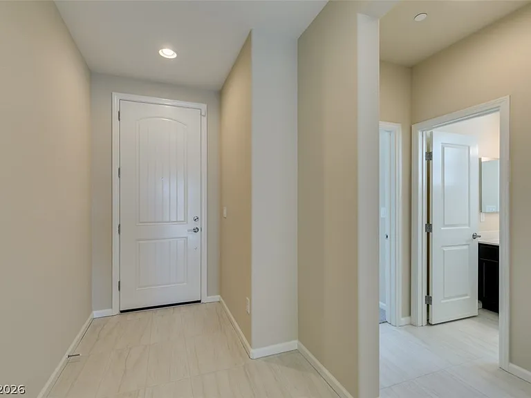 2549 Sable Ridge St — Photo 10