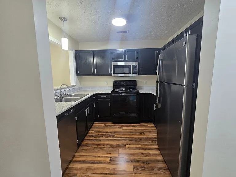 3411 Lainey Ln #C — Photo 14