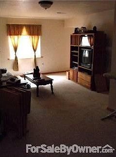 5th image of 506 Melody Ln