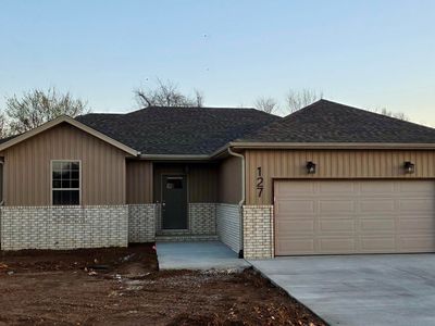 127 E Teakwood Avenue, Clever, MO, 65631