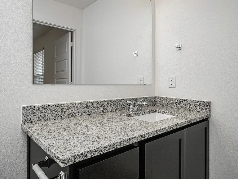1250 Croft Ln — Photo 29