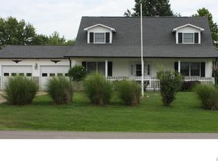 636 Burks Rd, Farmington, MO 63640