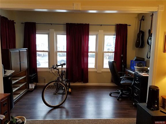 4th image of 236 Cumberland Ave