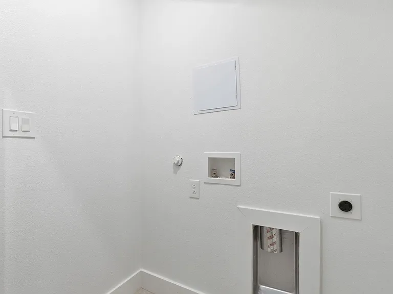2925 Spruce Valley Ln #304 — Photo 7