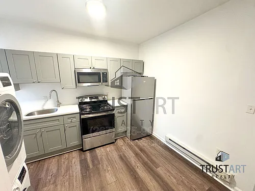 2325 N 16th St #C Photo 1