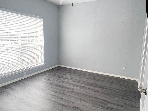 4th image of 7151 Gaston Ave APT 1008