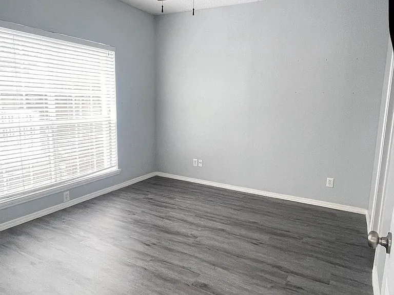 7151 Gaston Ave #1008 — Photo 4