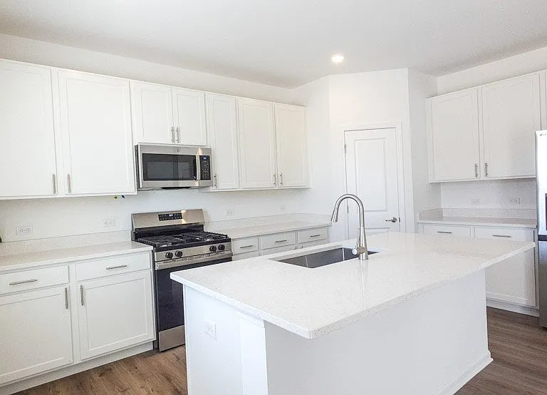 11290 Green Pl — Photo 3