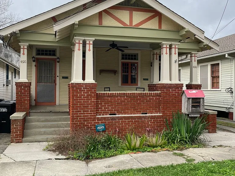 4616 - 4618 Toulouse Street — Photo 1
