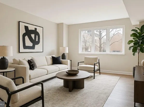 5340 Holmes Run Pkwy Unit 118, Alexandria, VA 22304