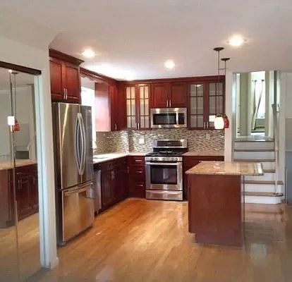 1st image of 1264 E 69th St #2
