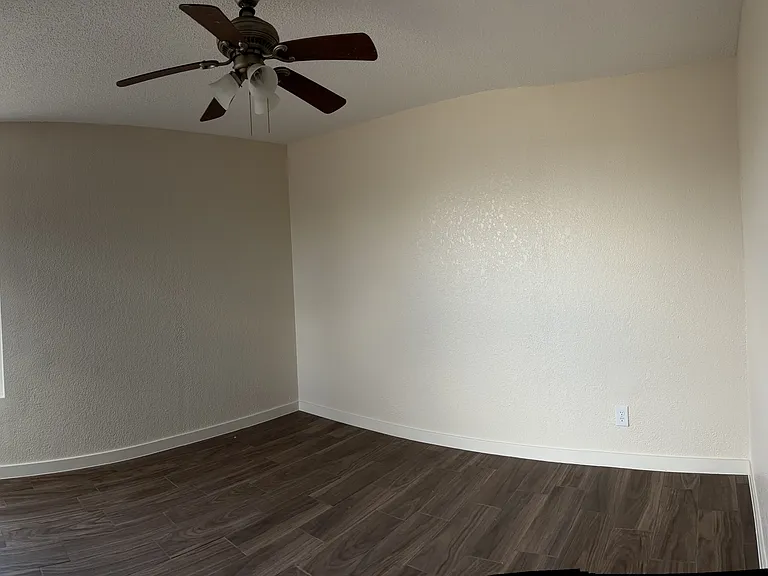 3900 McConnell Ave — Photo 16