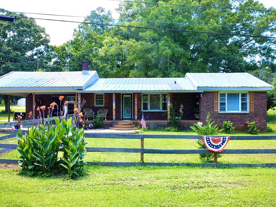 1st image of 915 Dial Cove Rd
